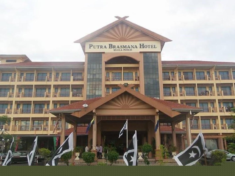 Putra Brasmana Hotel